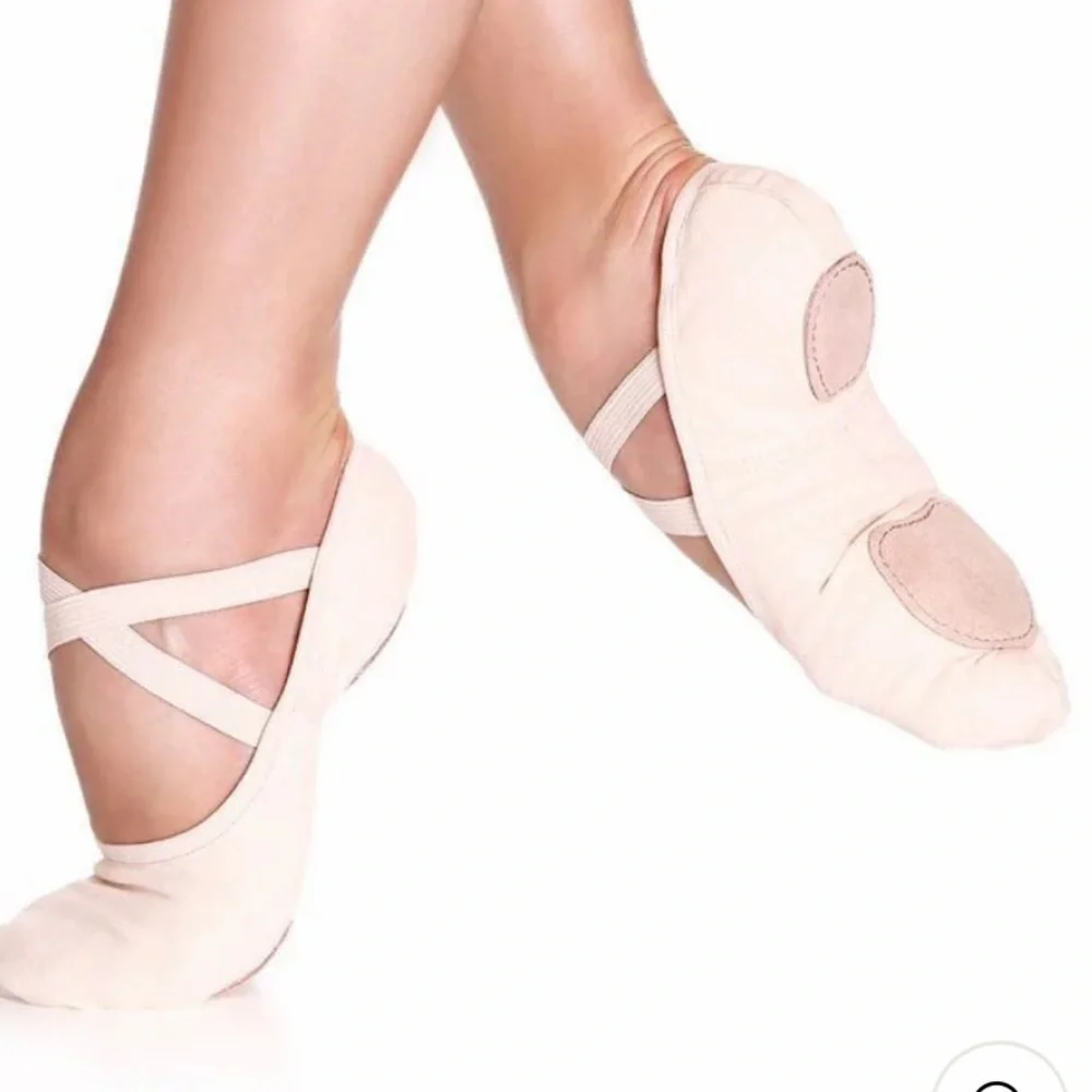 So Danca SD16 split sole ballet shoes Sz 1.5 child